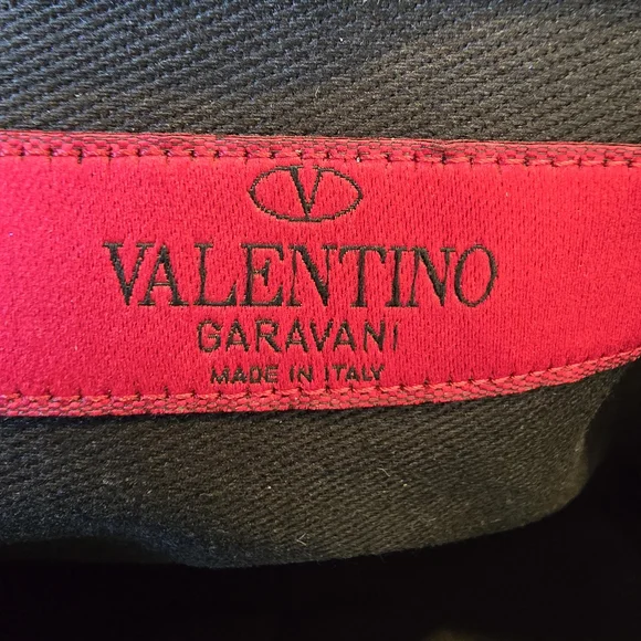 Valentino Garavani VINTAGE SATCHEL Black Leather Bag - Picture 11 of 16